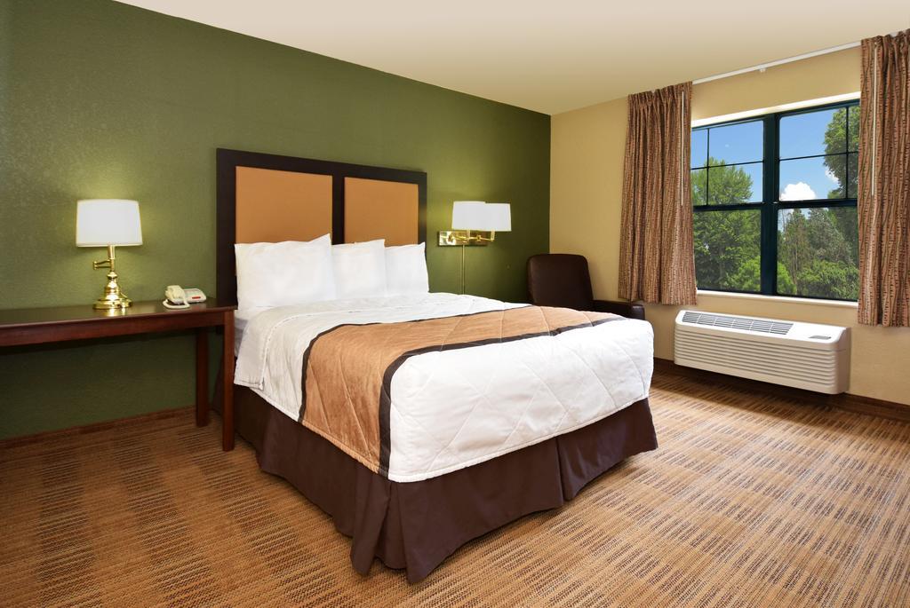เอ็กซ์เทนด์ สเตย์ อเมริกา ซานโฮเซ-มอร์แกน ฮิลล์ Hotel มอร์แกนฮิลล์ ภายนอก รูปภาพ